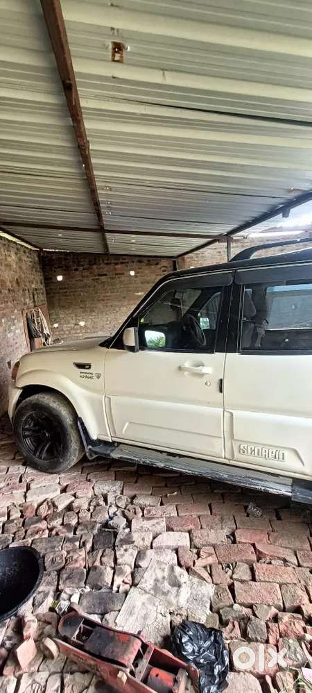 Mahindra Scorpio 2014 245000 Km Diesel