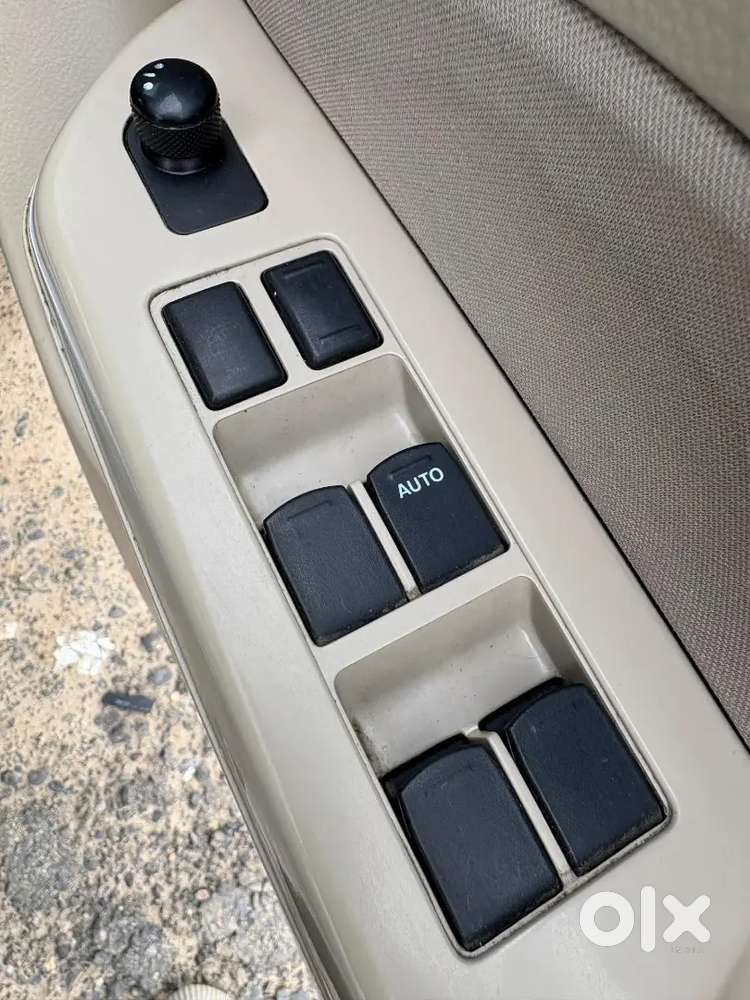 Maruti Suzuki Dzire 2014 Petrol 67000 Km Driven