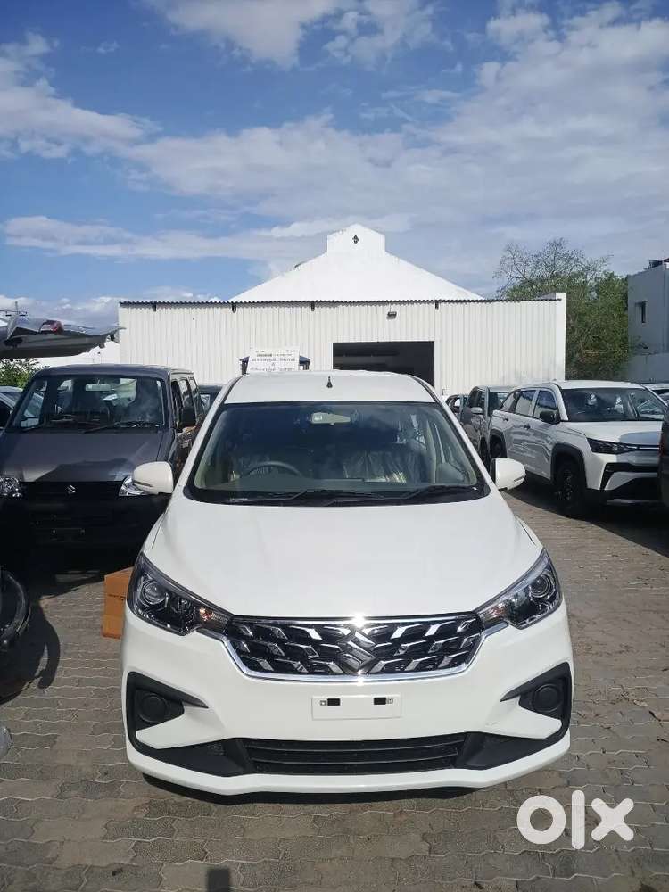 Maruti Suzuki Ertiga 1.5 Vxi 2026