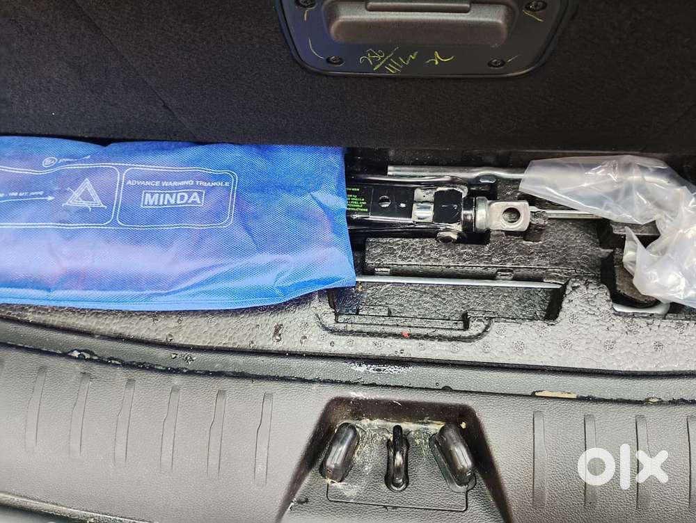 Mahindra Xuv700 2.2 Ax 7 Diesel At Str, 2024, Diesel