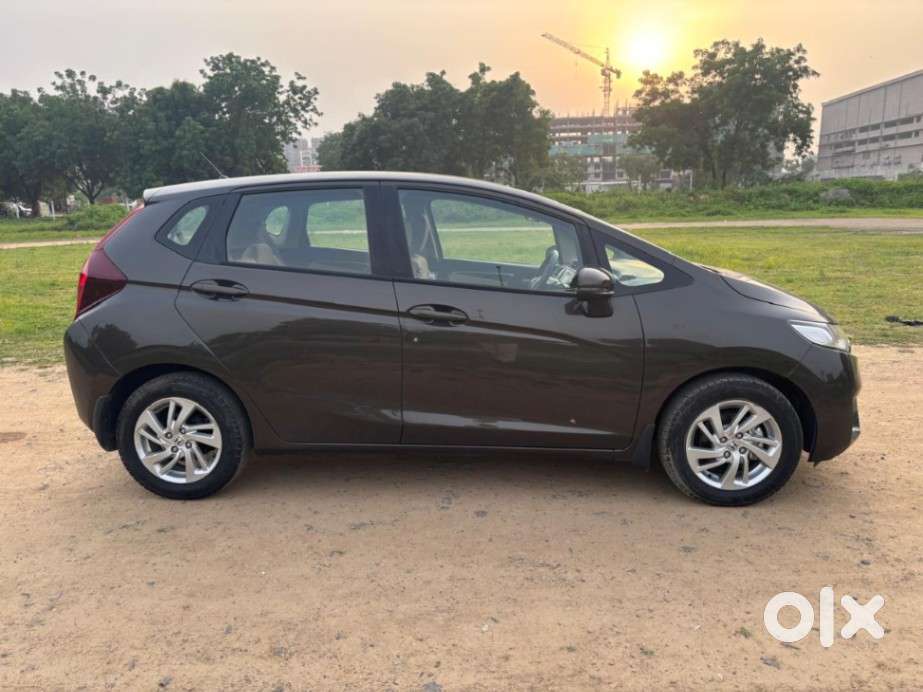 Honda Jazz V Cvt, 2016, Petrol