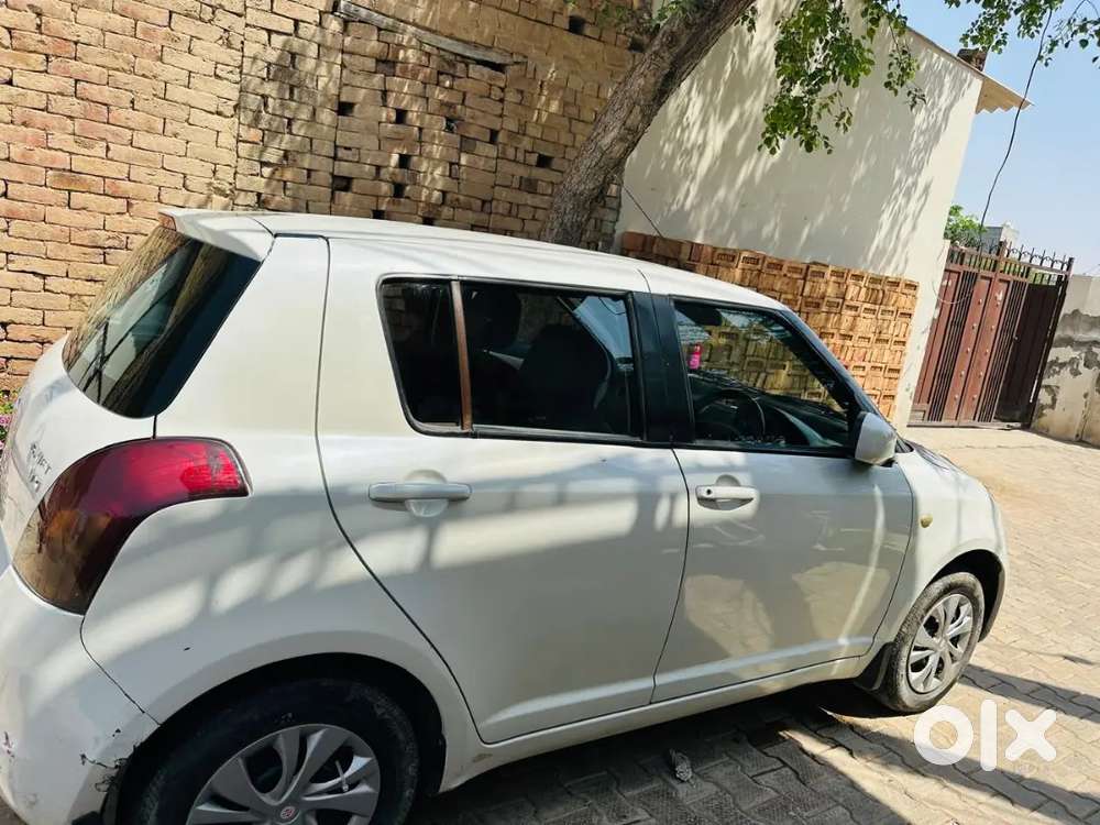 Maruti Suzuki Swift 2010