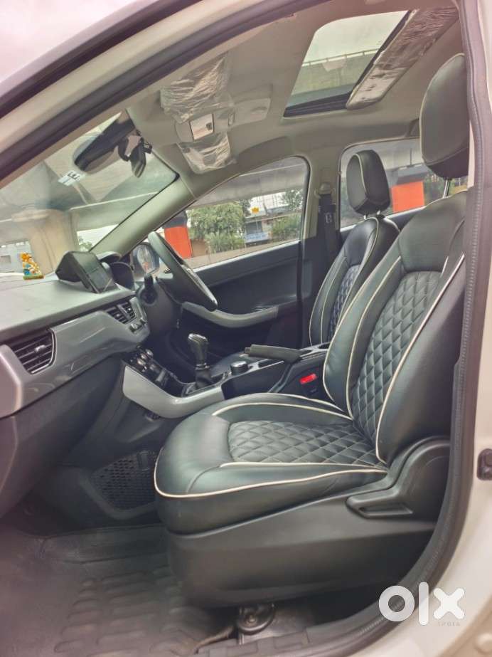 Tata Nexon 1.2 Revotron Xm (s), 2020, Petrol