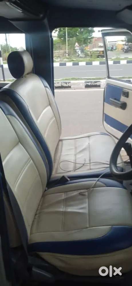 Toyota Qualis 2003 Diesel 300000 Km Driven