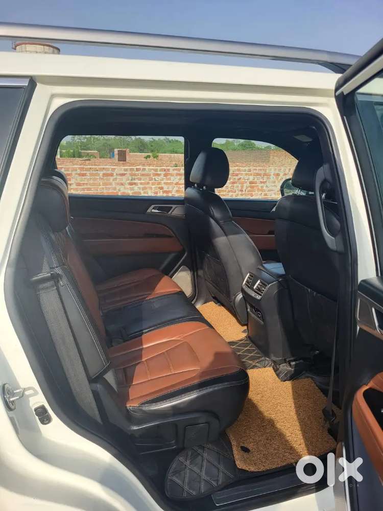 Mahindra Alturas G4 2019 Diesel