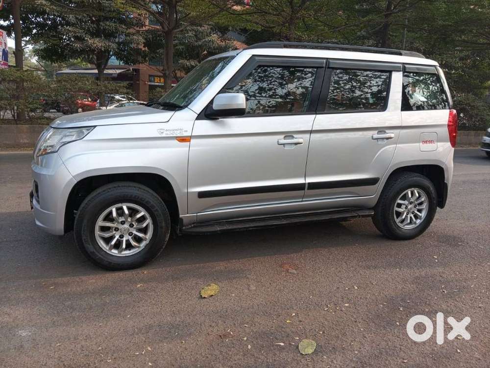 Mahindra Tuv 300 T8, 2016