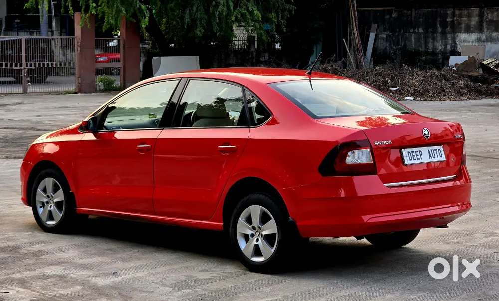 Skoda Rapid Diesel Style (auto)  Black Light New Shape