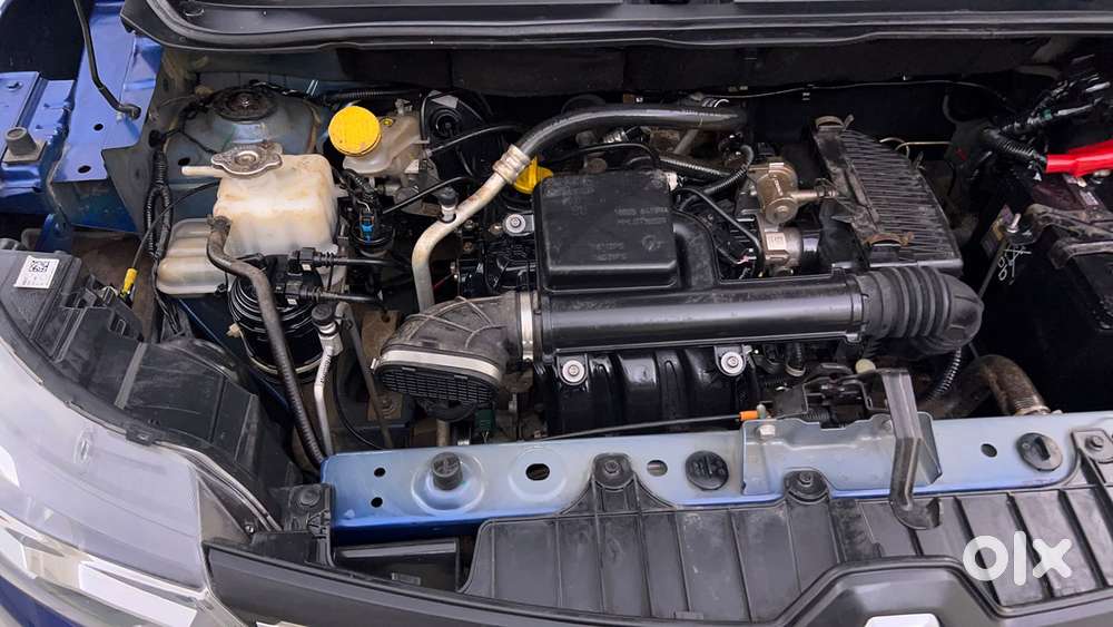 Renault Triber Rxt, 2023, Petrol