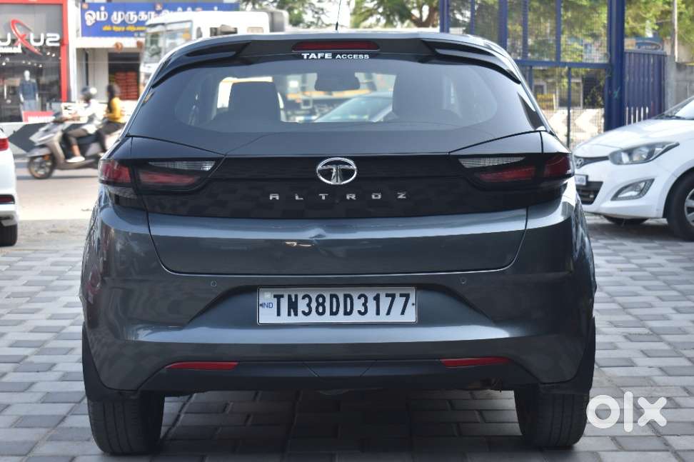Tata Altroz 1.2 Xt, 2023, Petrol