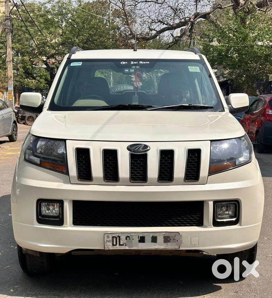 Mahindra Tuv 300 T10, 2018, Diesel