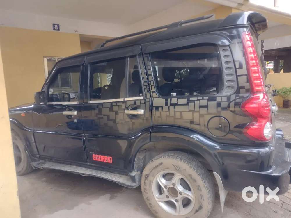 Mahindra Scrorpio 2010 Top Model, Very Good Condition, At 300000 Only.