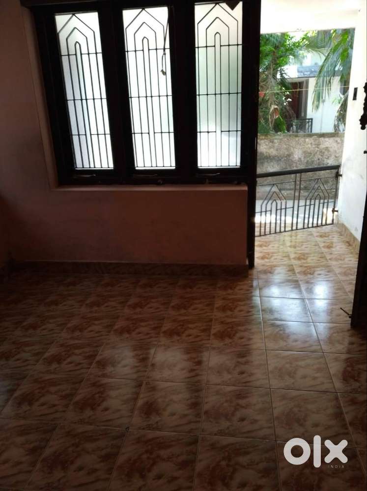 INDEPENTENT TILE HOUSE FOR RENT CHEVARAMBALAM CALICUT For Rent