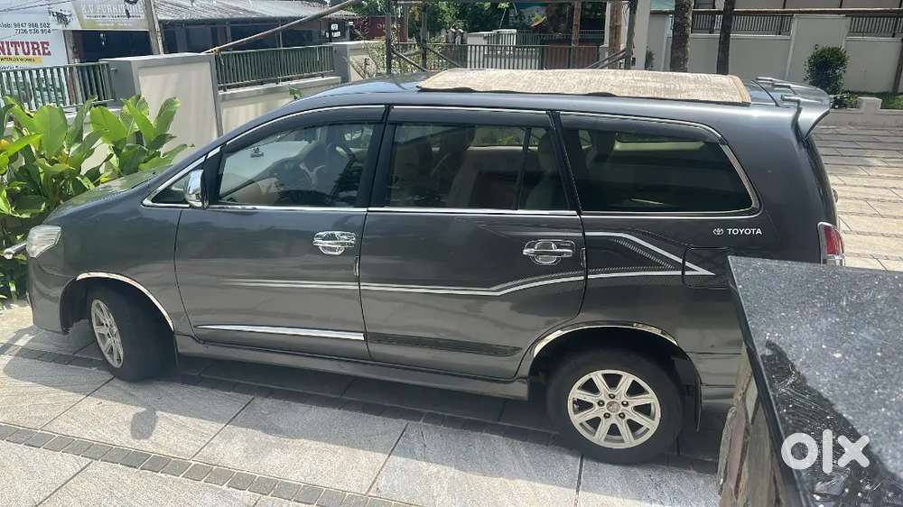 Toyota Innova 2007 Diesel 162000 Km Driven