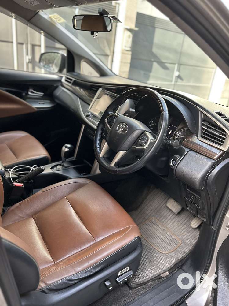 Toyota Innova Crysta 2.8 Zx At 7 Seater, 2018, Diesel