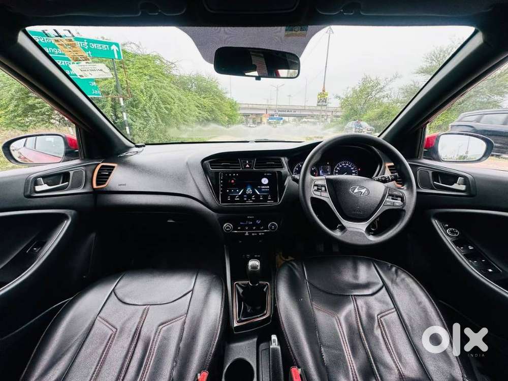 Hyundai I20 Petrol Asta Dual Tone, 2017, Petrol