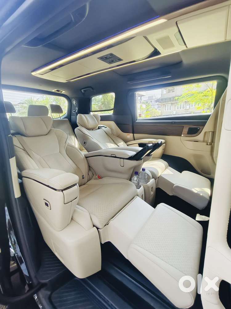 Toyota Vellfire Vip &ndash; Executive Lounge, 2026, Petrol
