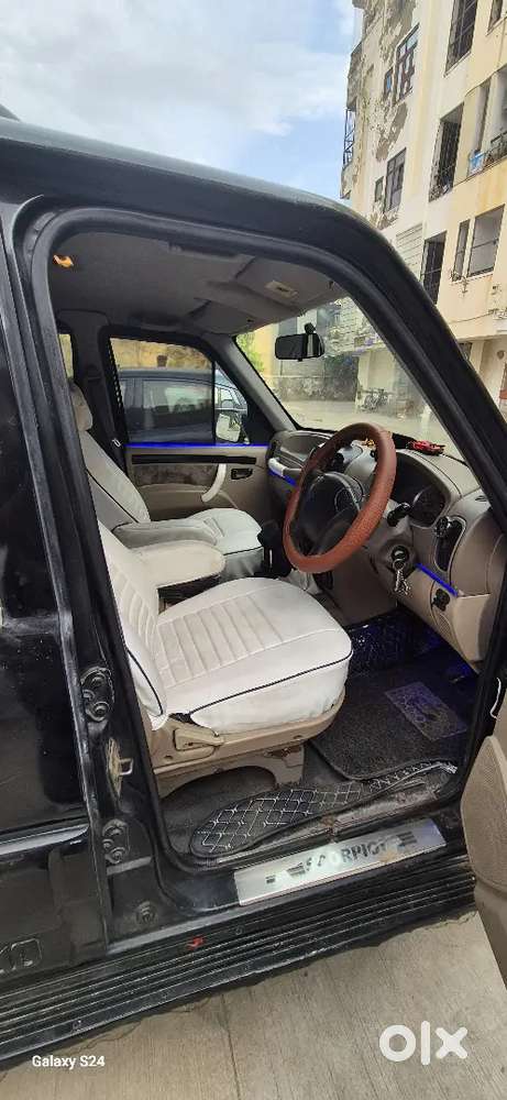 Mahindra Scorpio Classic 2011 Diesel Well Maintained