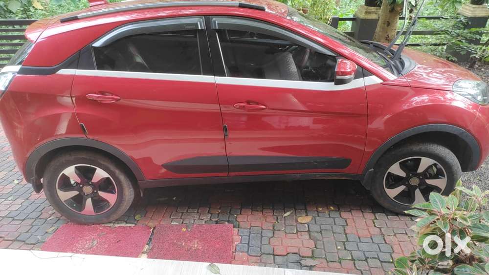 Tata Nexon 1.2 Revotron Xz Plus, 2018, Petrol