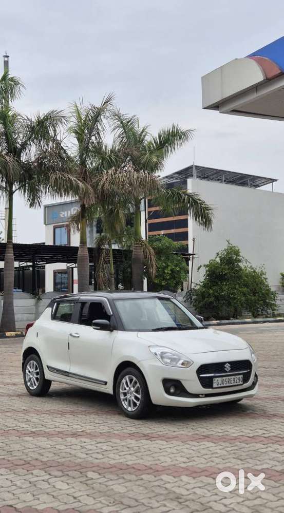 Maruti Suzuki Swift Zxi Plus Amt Dual Tone, 2018, Petrol
