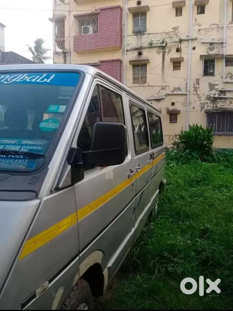 Tata Winger 13 Seater Ac