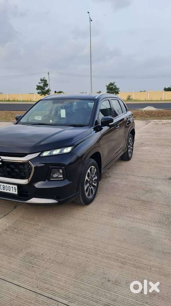 Maruti Suzuki Grand Vitara 1.5 Alpha Plus Intelligent Hybrid Ecvt, 2..