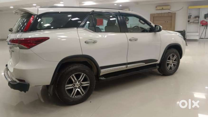 Toyota Fortuner 4x2 At 2.8 Diesel, 2019, Diesel