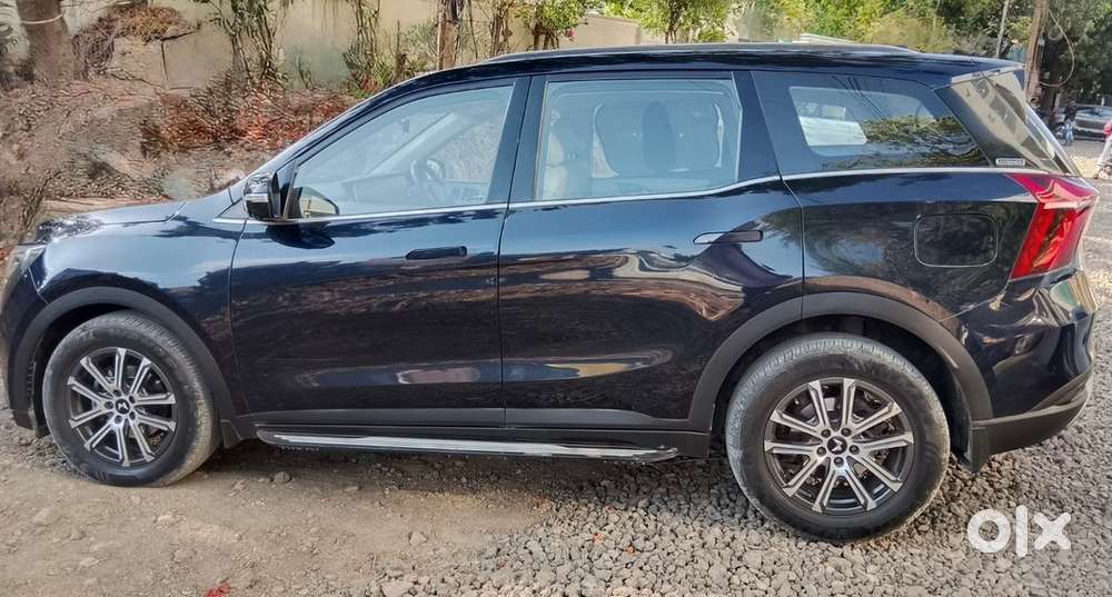 Mahindra Xuv700 A7l Diesel 2024
