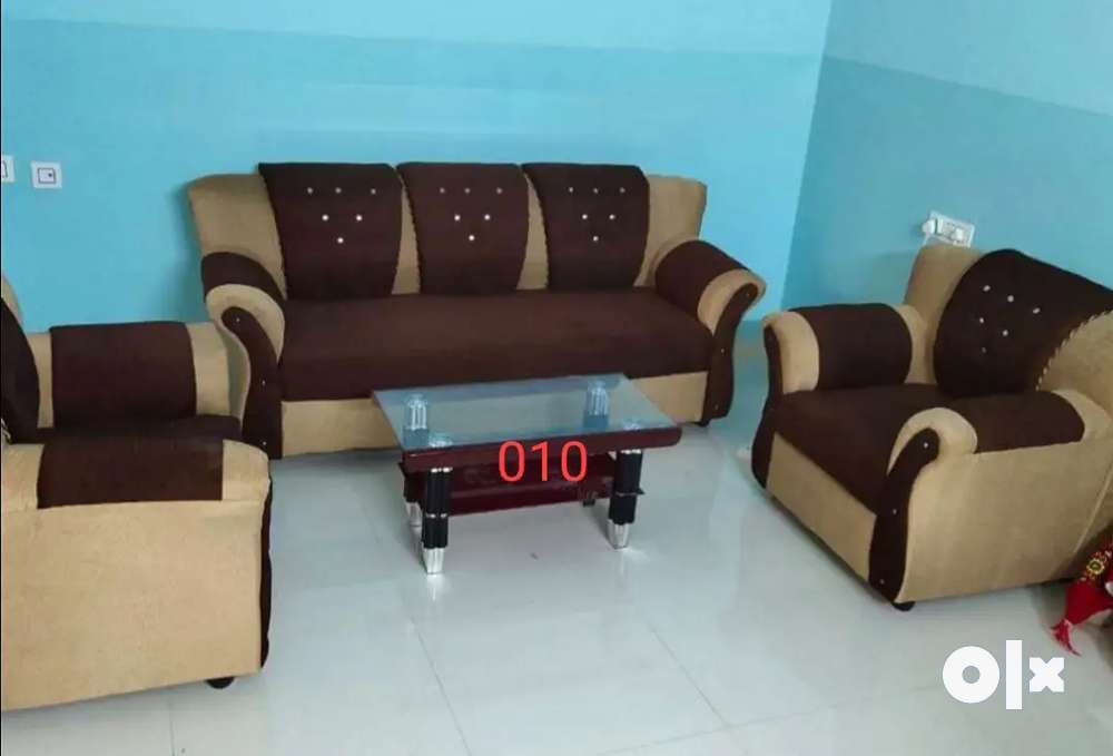 Couch store ka design