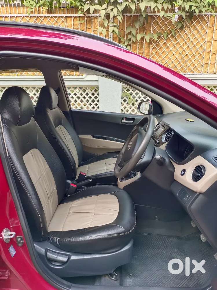 Hyundai I10 Grand 2014 Sportz 1stowner Button Start Showroom Condition