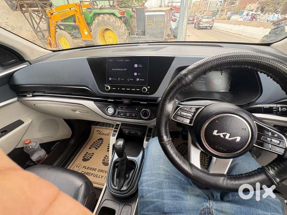 Kia Sedan Automatic 2025 Year