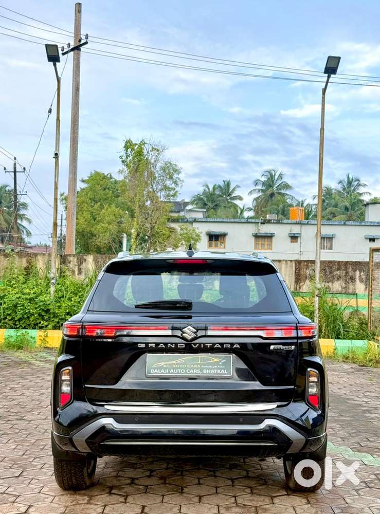 Maruti Suzuki Grand Vitara 1.5 Alpha Plus Intelligent Hybrid Ecvt, 2..