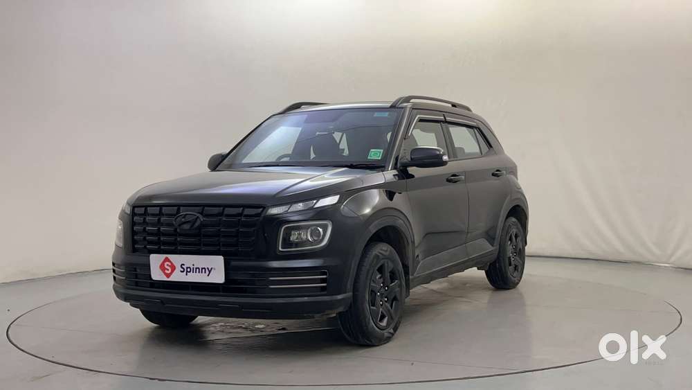 Hyundai Venue Sx Knight Edition Mt, 2025, Petrol