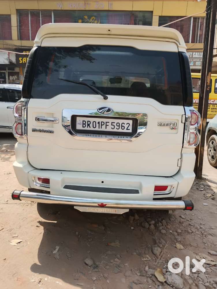 Mahindra Scorpio 2.2 S7 8 Str, 2015, Diesel