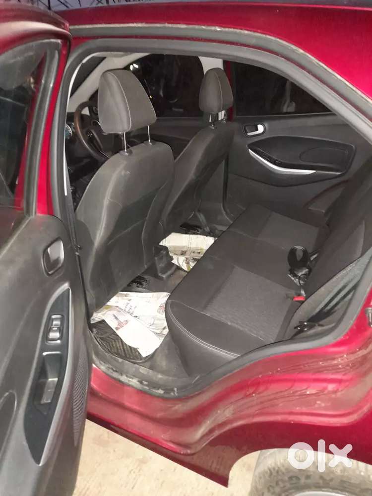 Ford Figo 2019 Petrol 21000 Km Driven,top Model New Tyres,new Battery