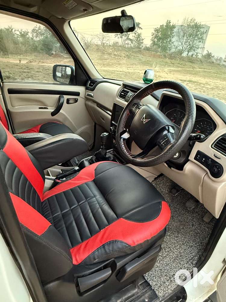 Mahindra Scorpio Classic 2.2 S 11 Mt 7 Str, 2023, Diesel