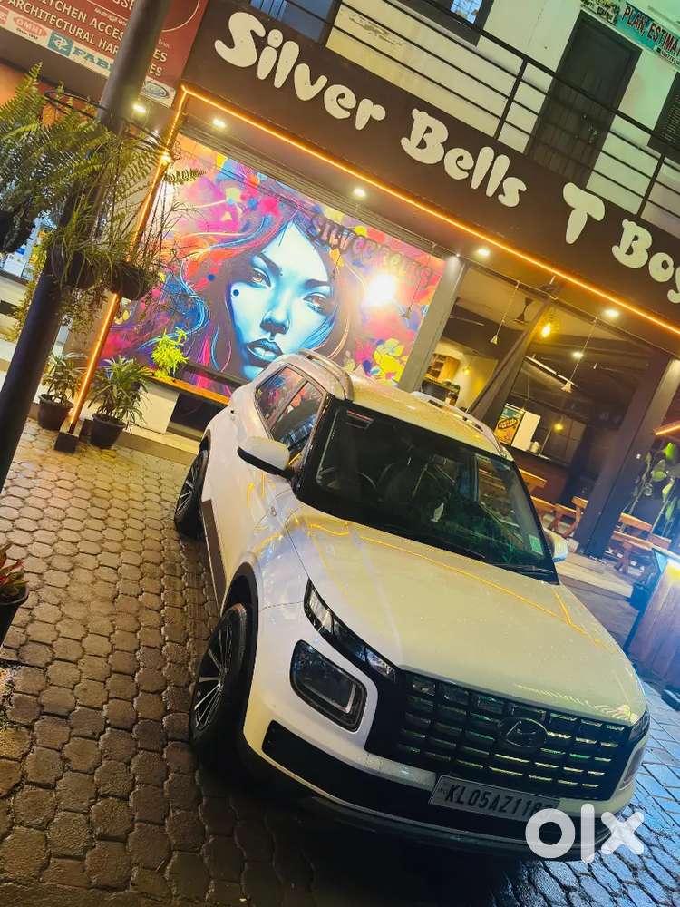 Hyundai Venue 2022 Urgent Sale Negotiable Price Neat Condition