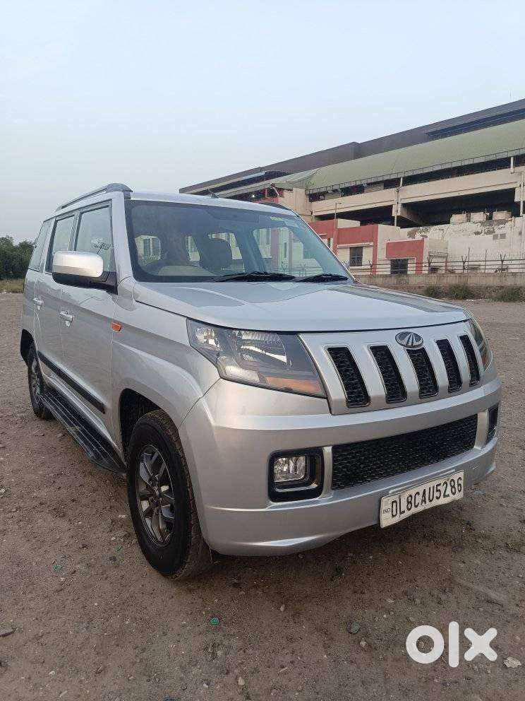 Mahindra Tuv 300 T10, 2018, Diesel