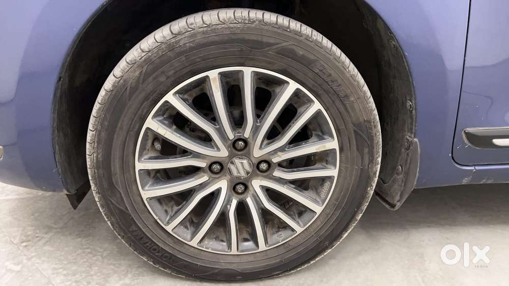 Maruti Suzuki Dzire 1.2 Zxi Plus Amt, 2017, Petrol