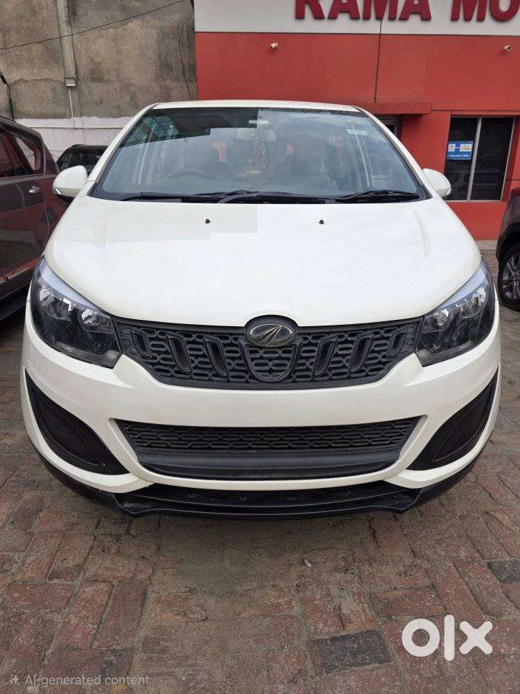 Mahindra Marazzo M2, 2019, Diesel