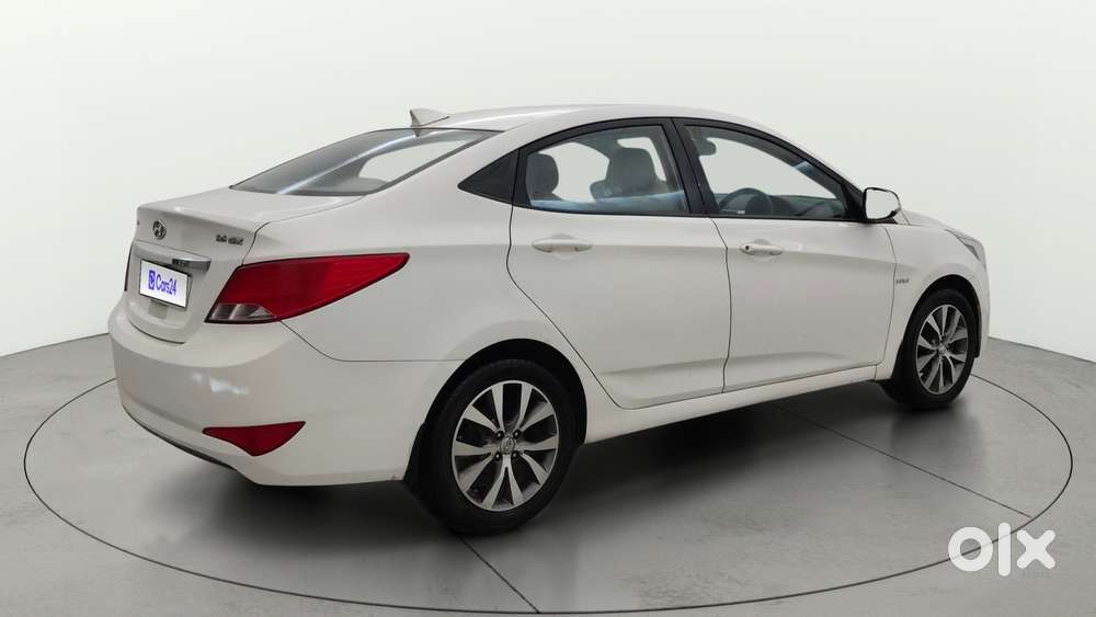 Hyundai Verna 1.6 Vtvt Sx, 2017, Petrol