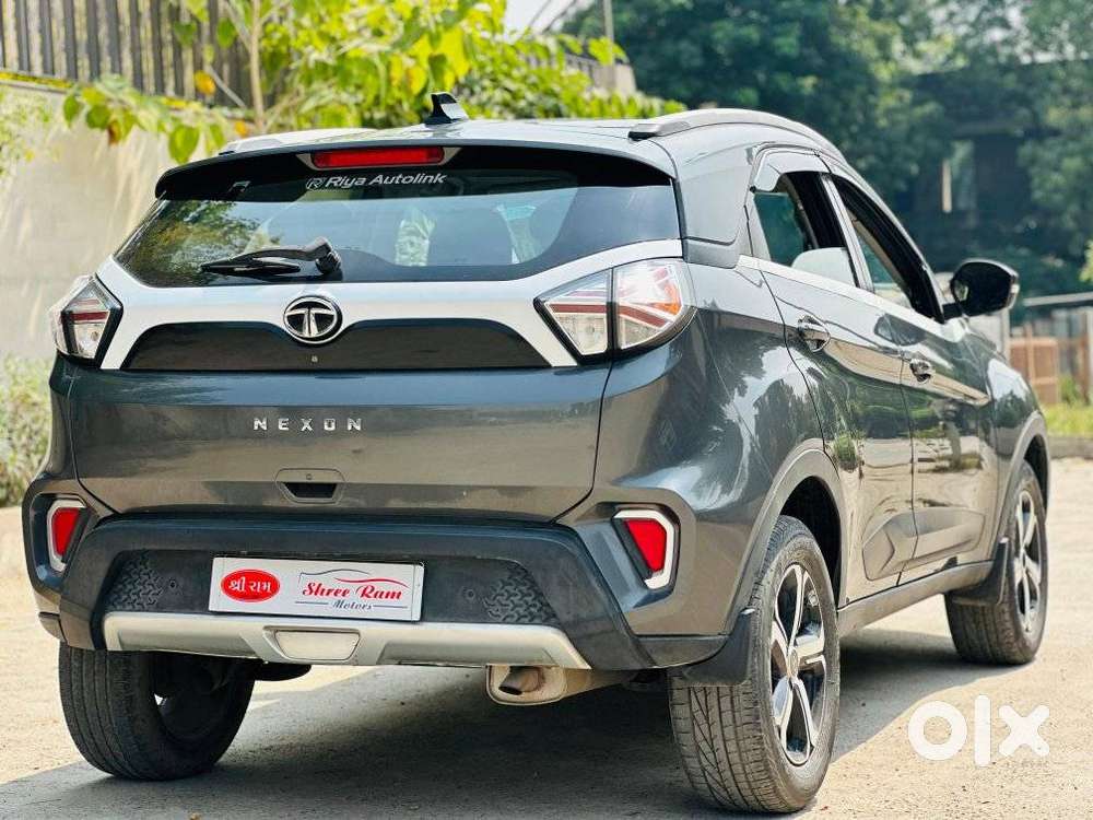 Tata Nexon 1.2 Revotron Xza Plus, 2022, Petrol