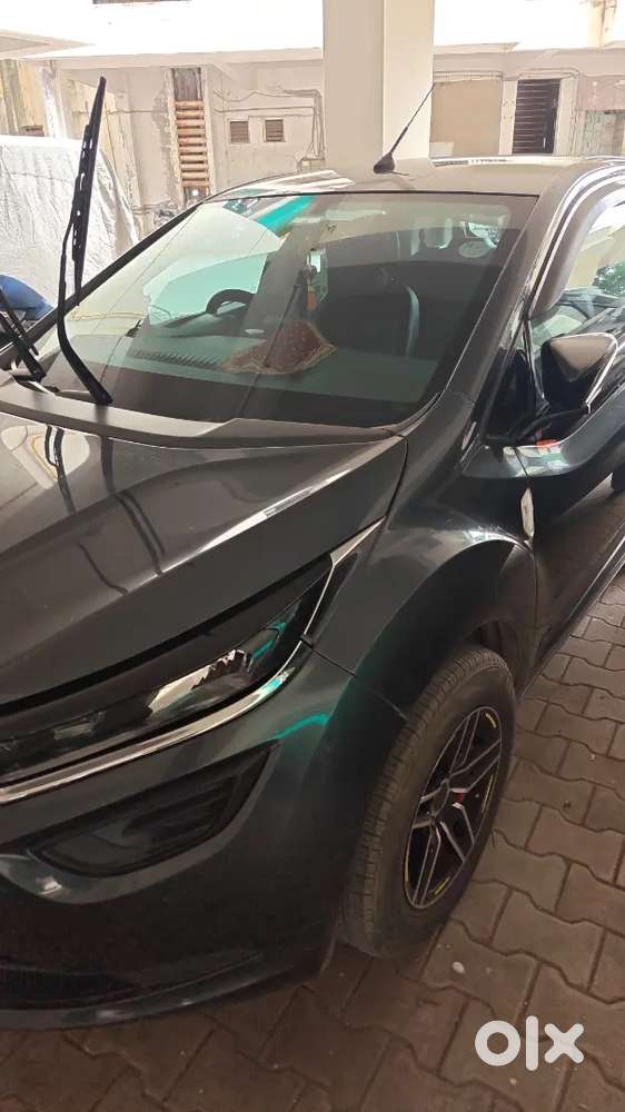 Tata Altroz Petrol