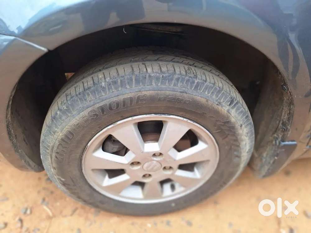 Swift Vxi Petrol 2005