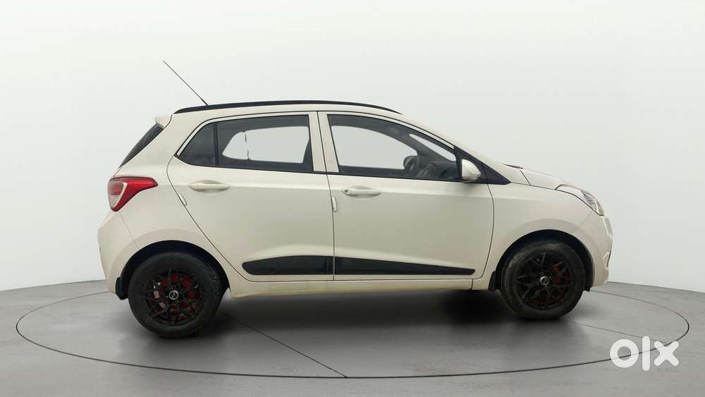 Hyundai Grand I10 Sportz 1.2 Kappa Vtvt, 2015, Petrol