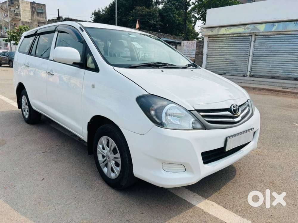 Toyota Innova 2.5 G4 Diesel 7-seater, 2010, Diesel