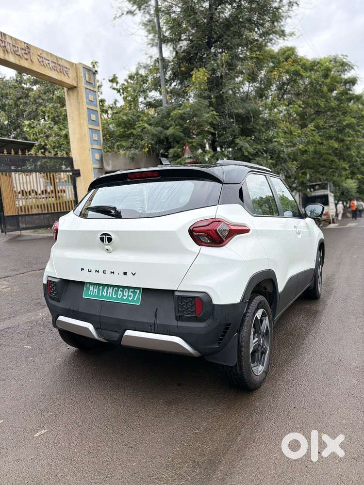 Tata Punch Ev Empowered Plus Lr, 2025, Electric