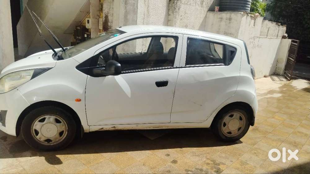 Chevrolet Beat 2012 Model Petrol With 16-17 Avg In City And 19 On High