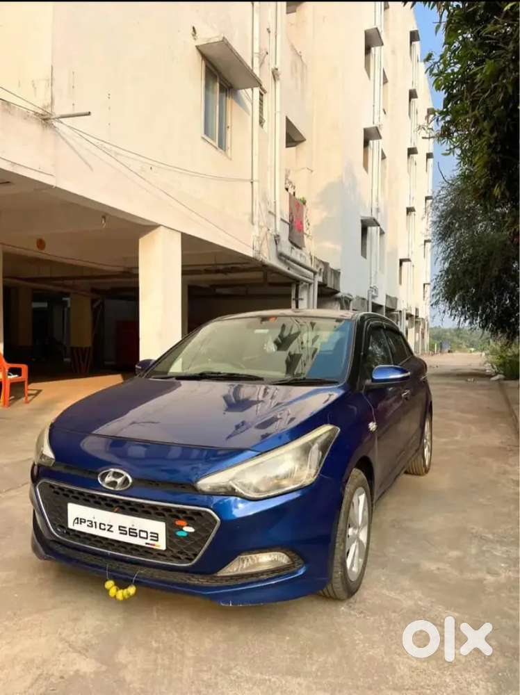Hyundai New I20 2015 Diesel 90000 Km Driven