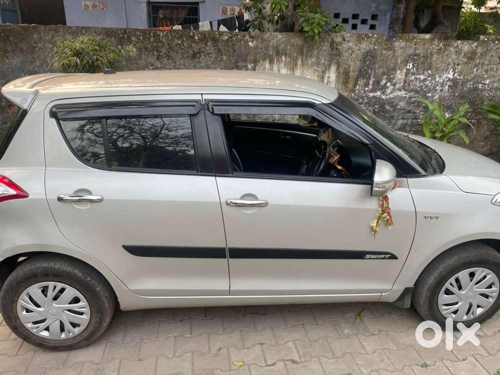 Maruti Suzuki Swift 2016 Petrol 24000 Km Driven