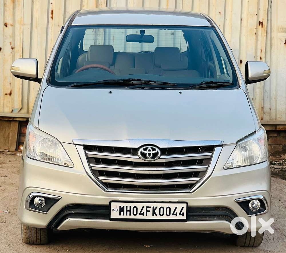 Toyota Innova 2.5 V 8 Str, 2012, Diesel